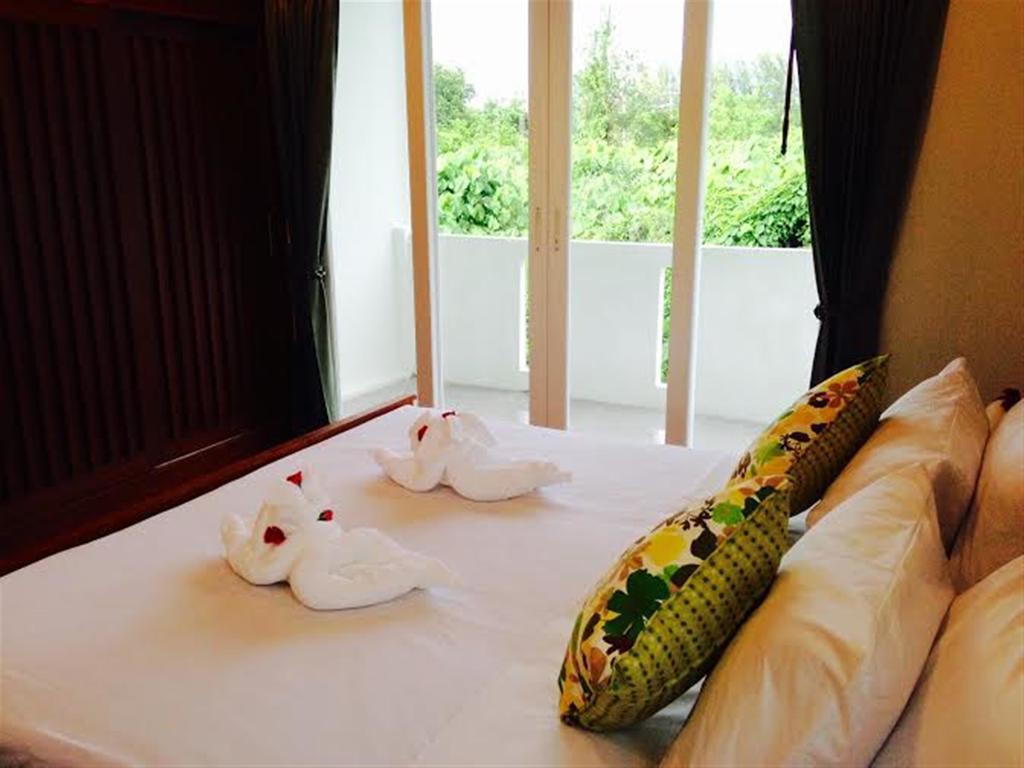 Aparthotel Siray House Phuket Zimmer foto